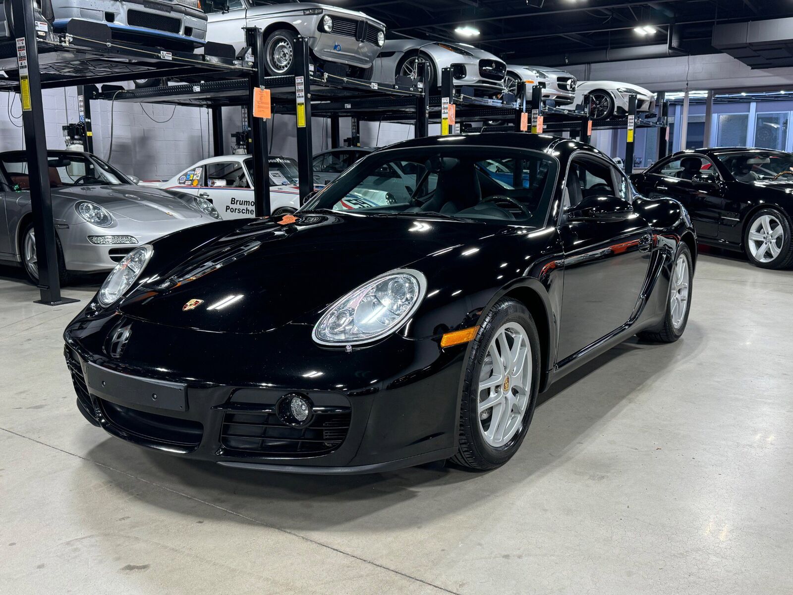 PORSCHE