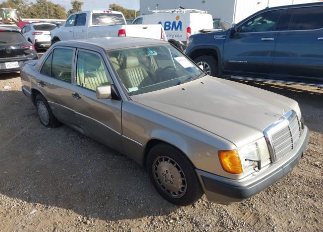 Mercedes-Benz 300