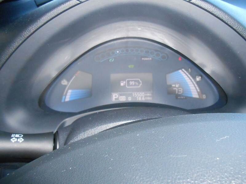 2013 NISSAN Leaf