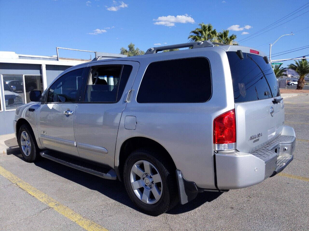 2005 NISSAN Armada