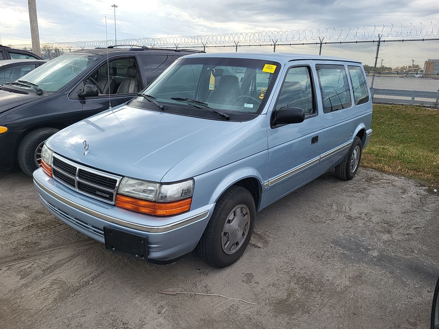 Dodge Caravan