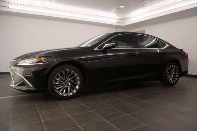 2024 Lexus ES