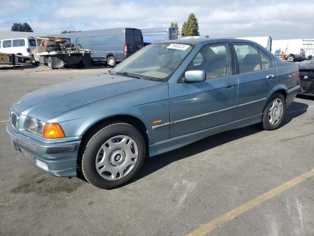 BMW 318i