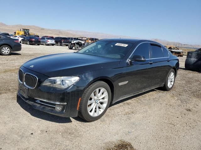 BMW 740i