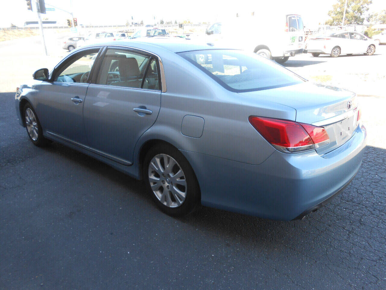 2011 TOYOTA Avalon