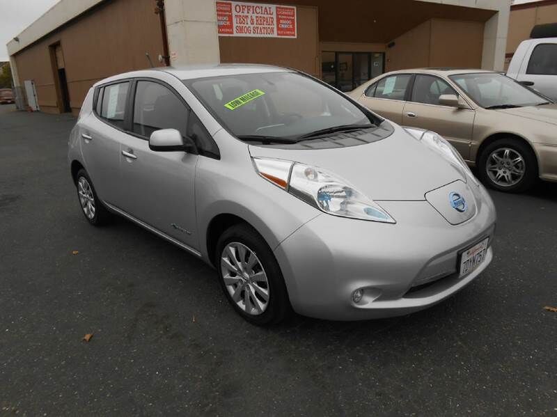 2013 NISSAN Leaf