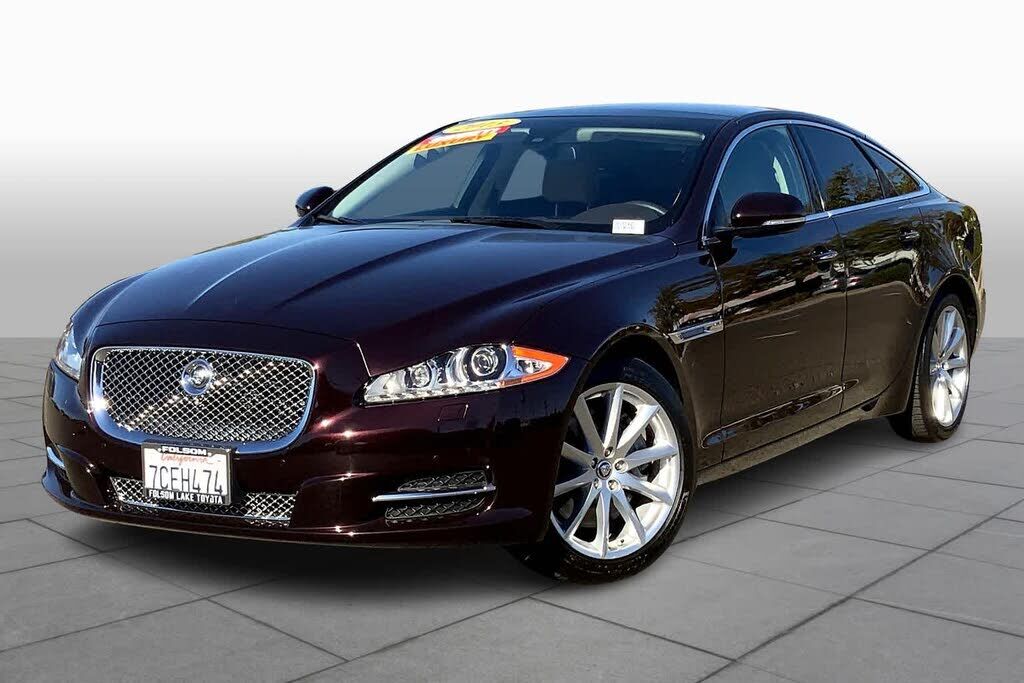 Jaguar XJ