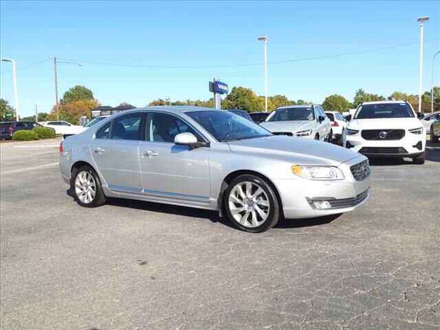 Volvo S80