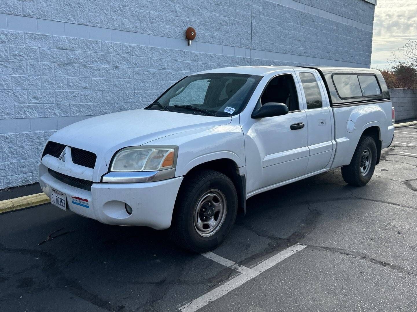 Mitsubishi Raider