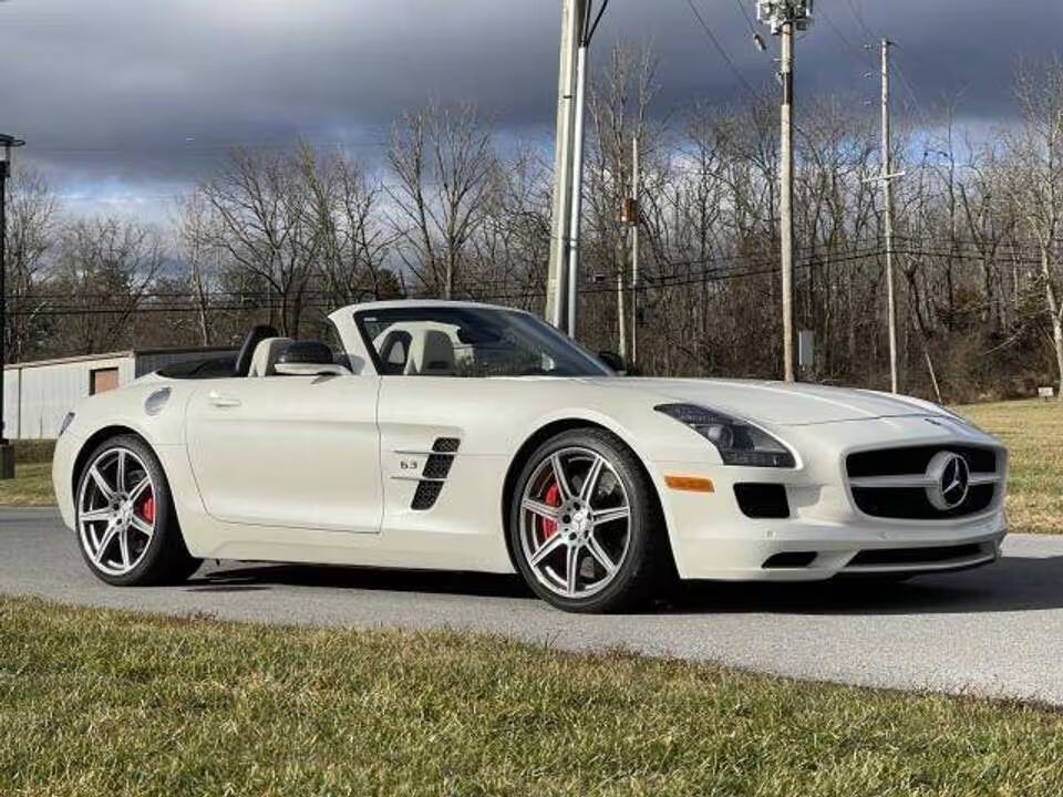 Mercedes-Benz SLS-Class