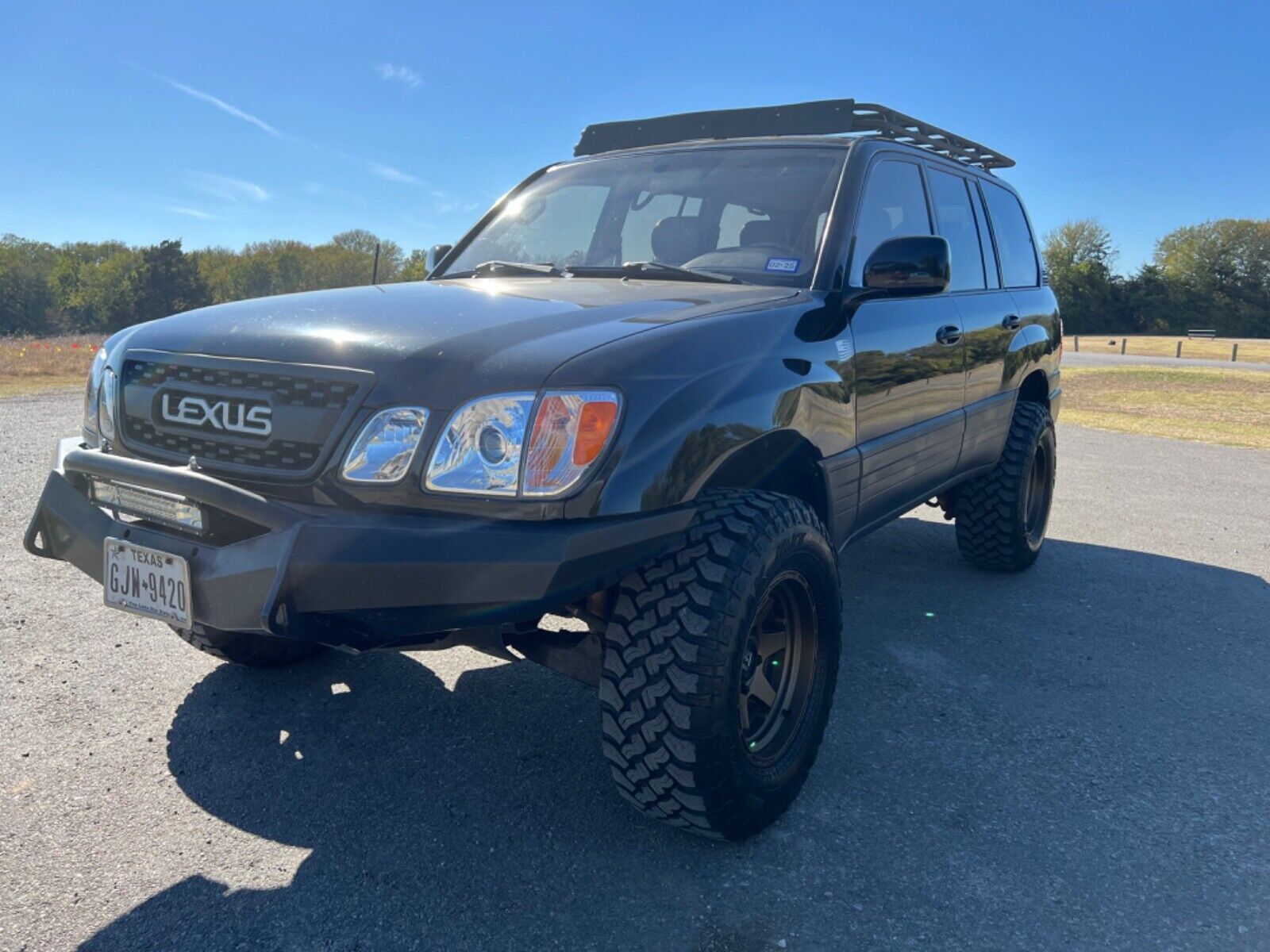 Lexus LX
