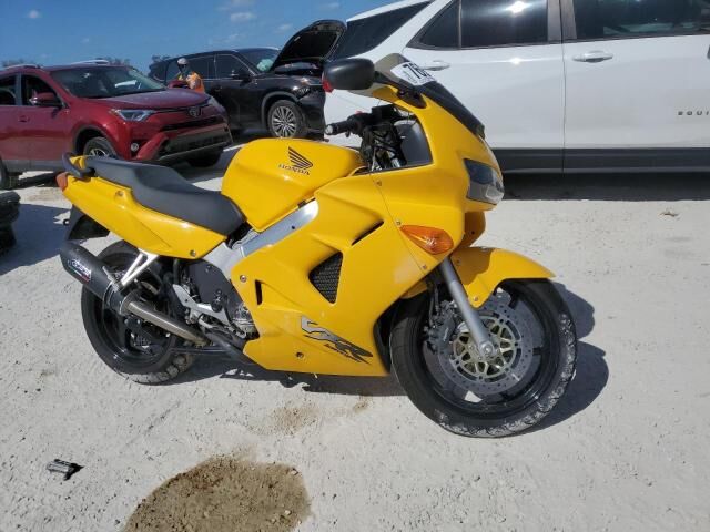 Honda VFR800Fi (INTERCEPTOR)