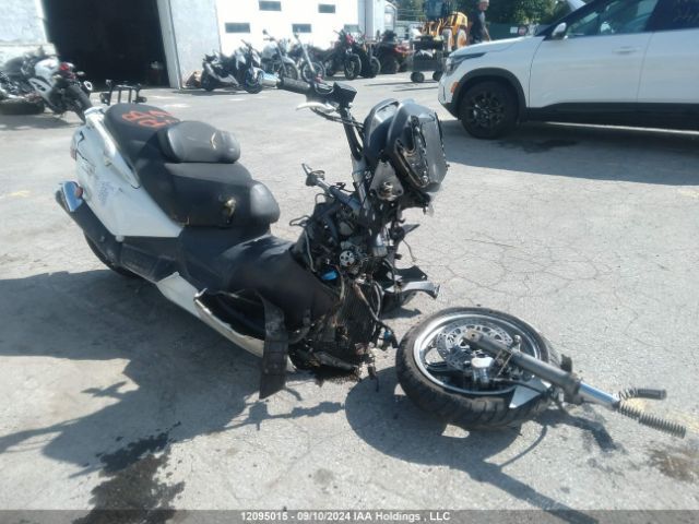 Suzuki AN650L