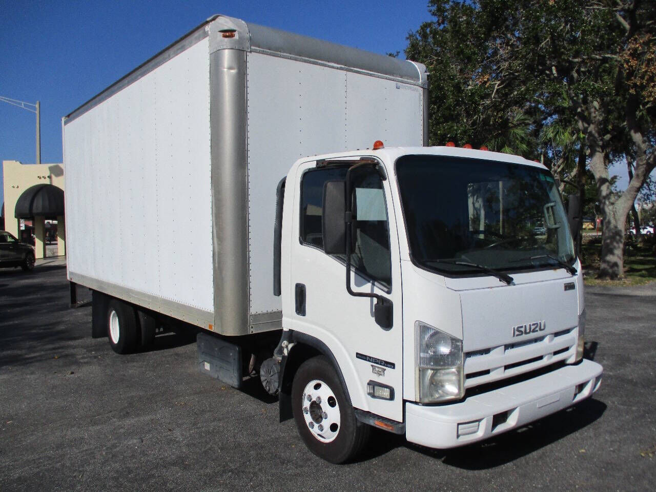 Isuzu NPR/NPR-HD