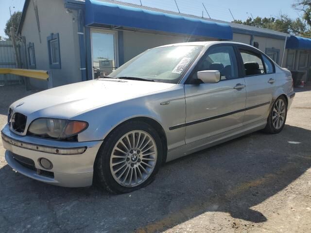 BMW 330i