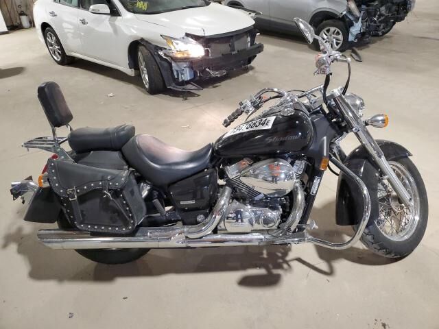 Honda VT750 (Shadow Aero)