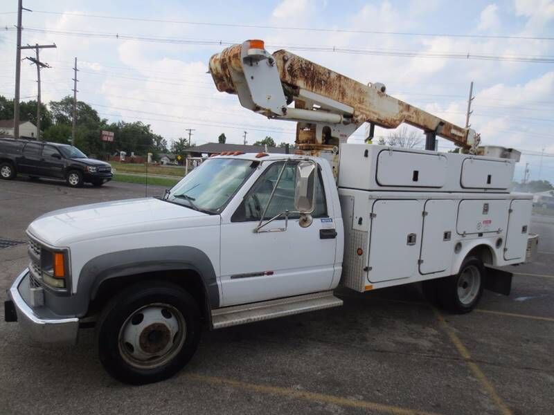 2002 CHEVROLET GMT-400