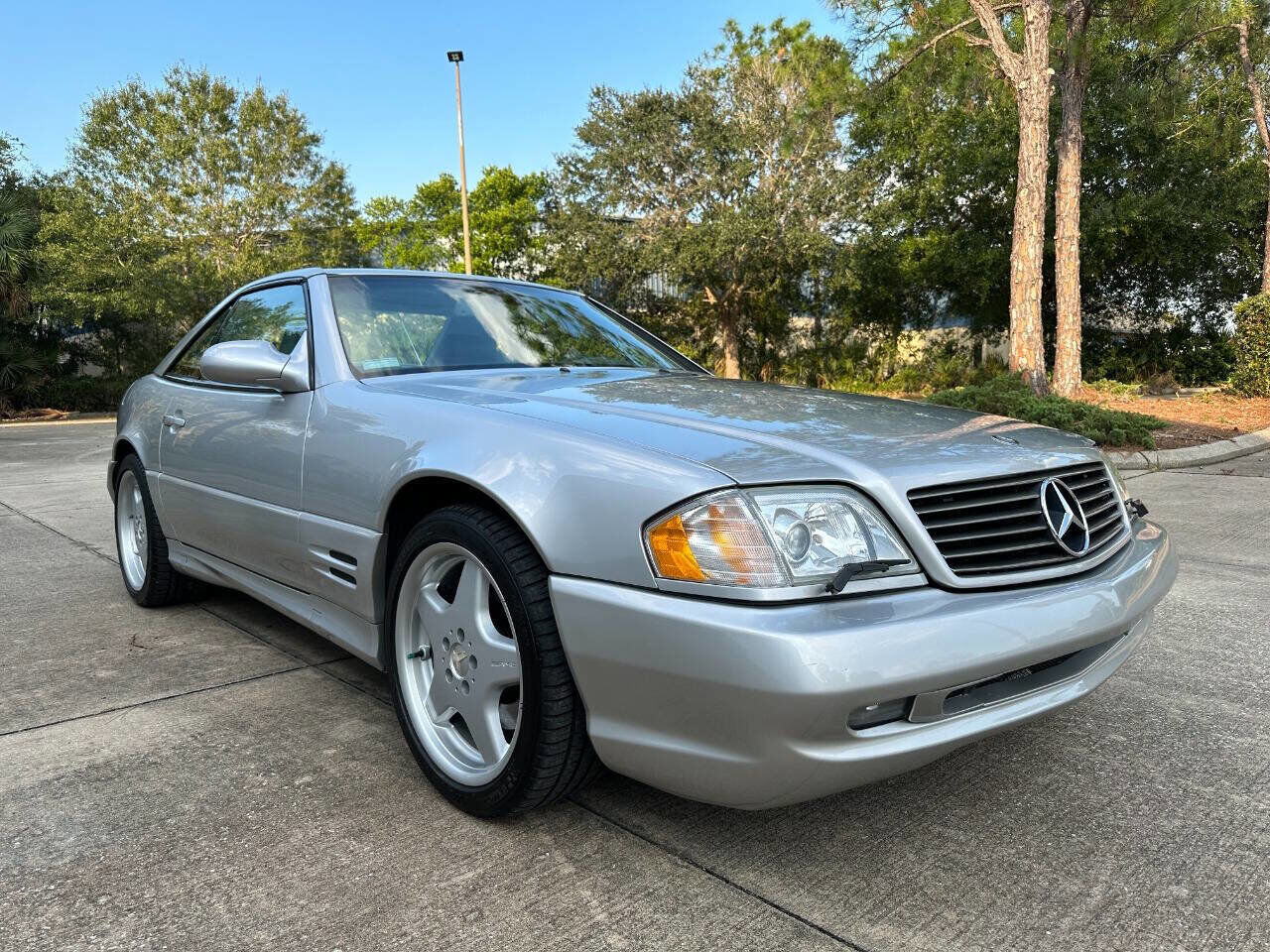 Mercedes-Benz SL-Class