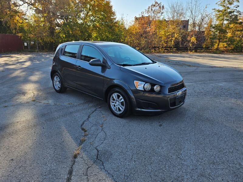 2016 CHEVROLET Sonic