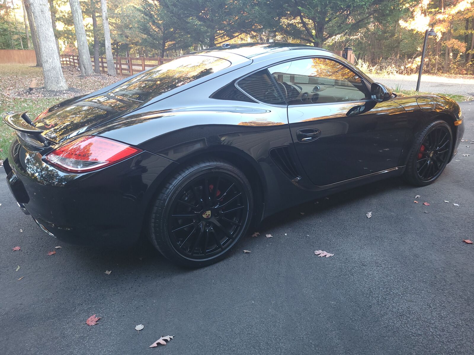 PORSCHE