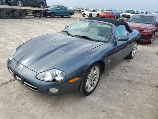 Jaguar XK8
