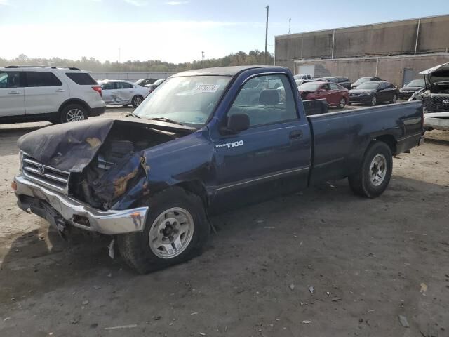 Toyota T100