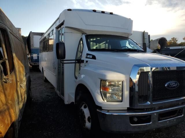 Ford F-650