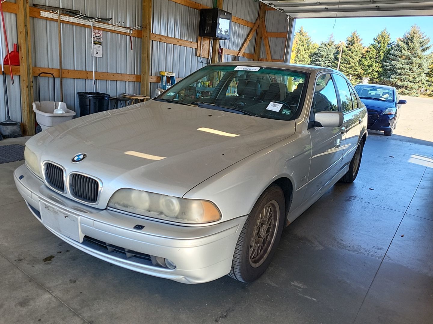 BMW 525i