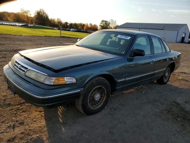 Ford Crown Victoria