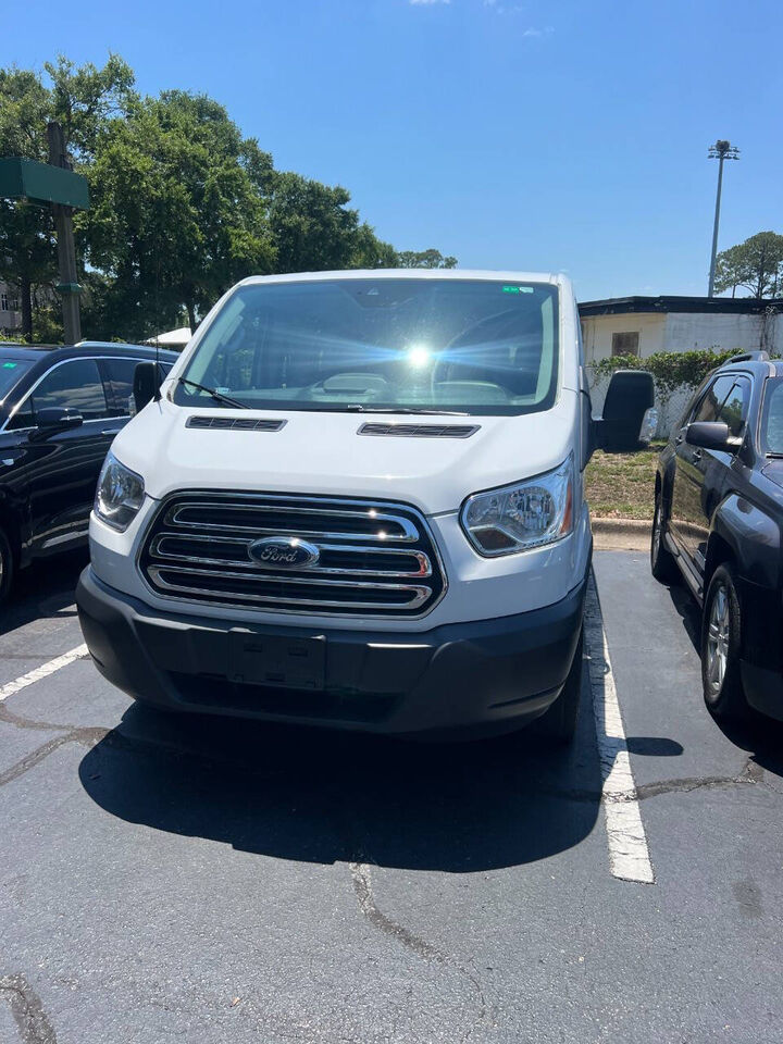 2017 FORD Transit