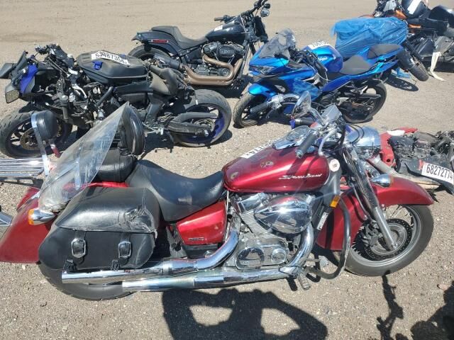 Honda VT750 (Shadow Aero)