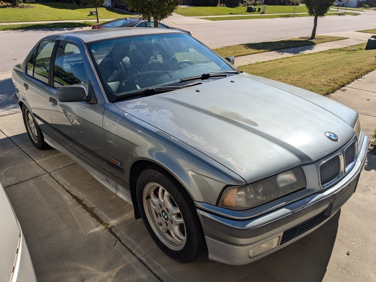 BMW 325i