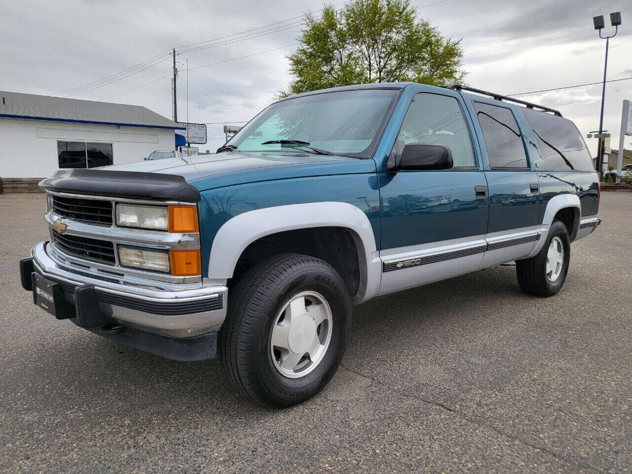 Chevrolet Suburban