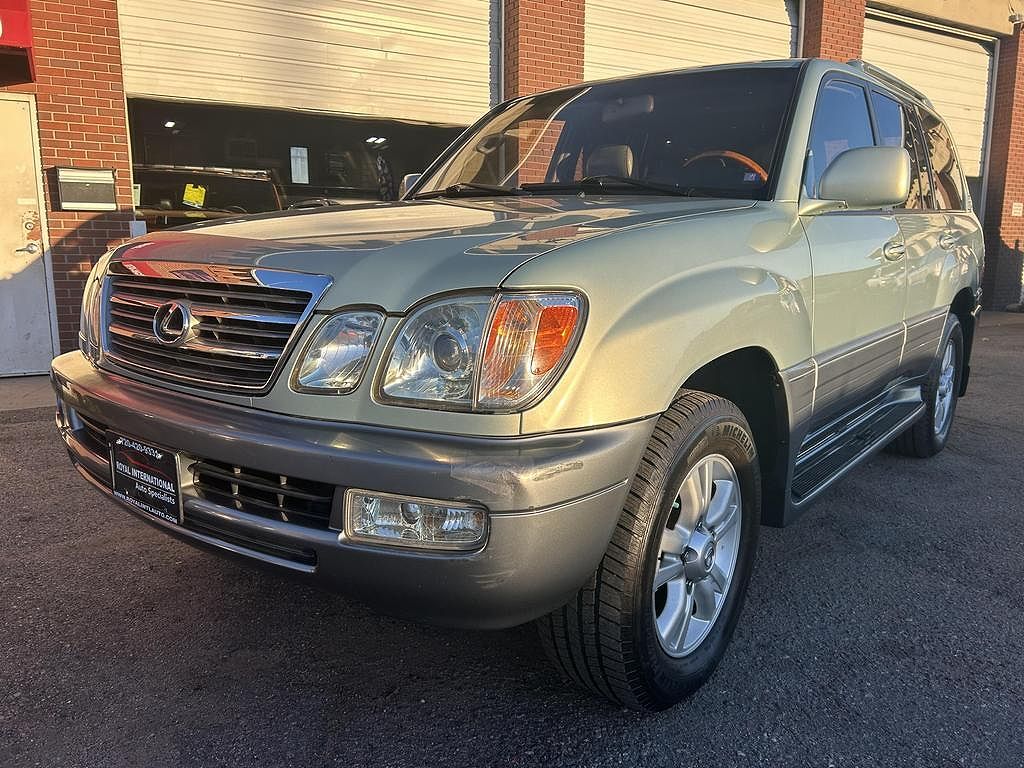 Lexus LX