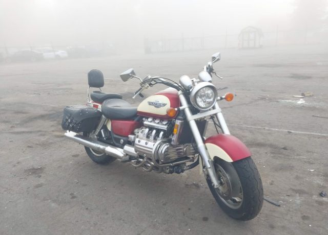 Honda GL1500C (VALKYRIE)