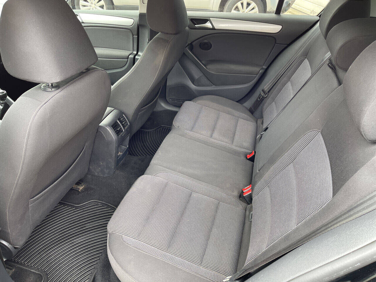 2012 VOLKSWAGEN Golf
