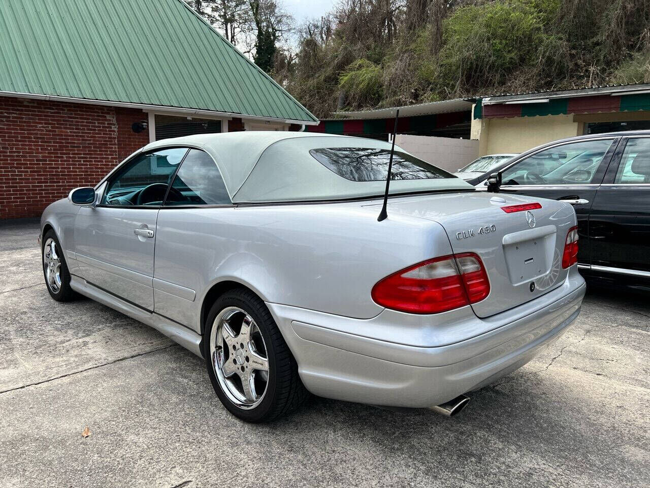 2002 MERCEDES-BENZ CLK-Class