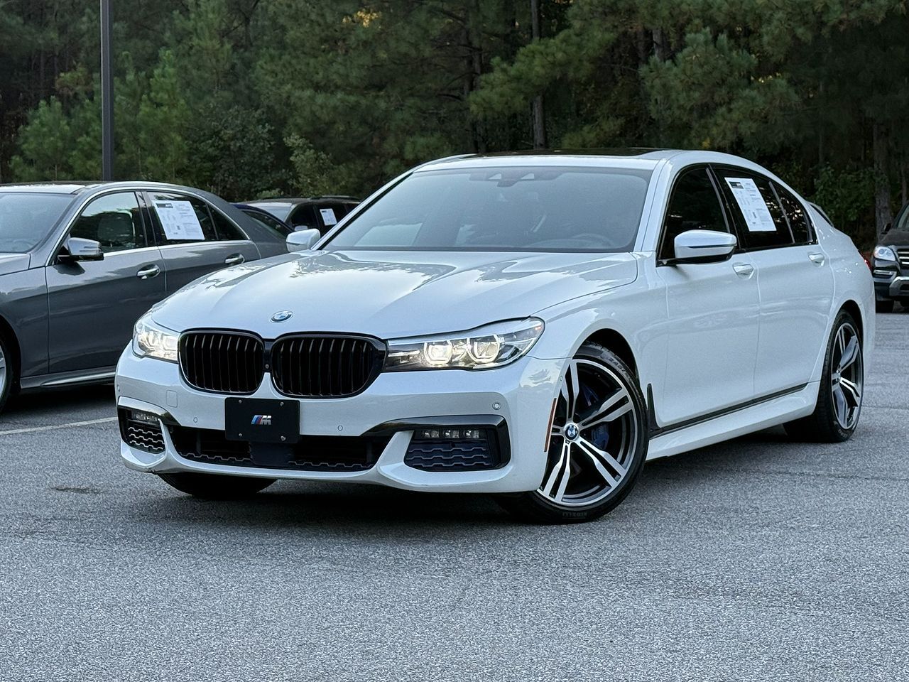 BMW 740i