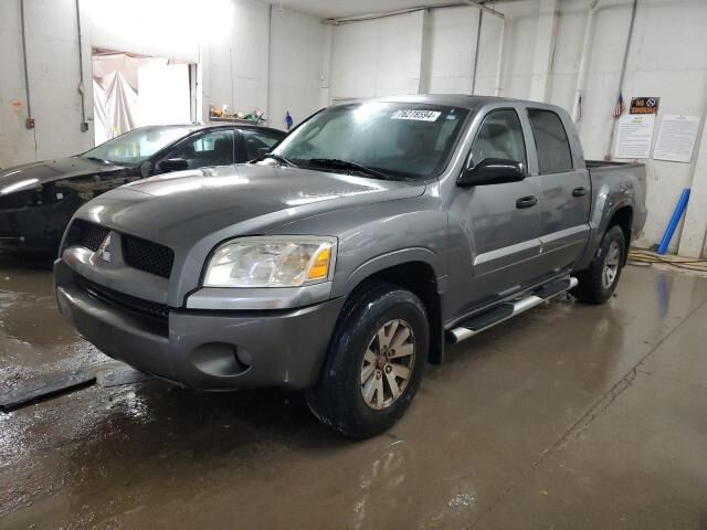 Mitsubishi Raider