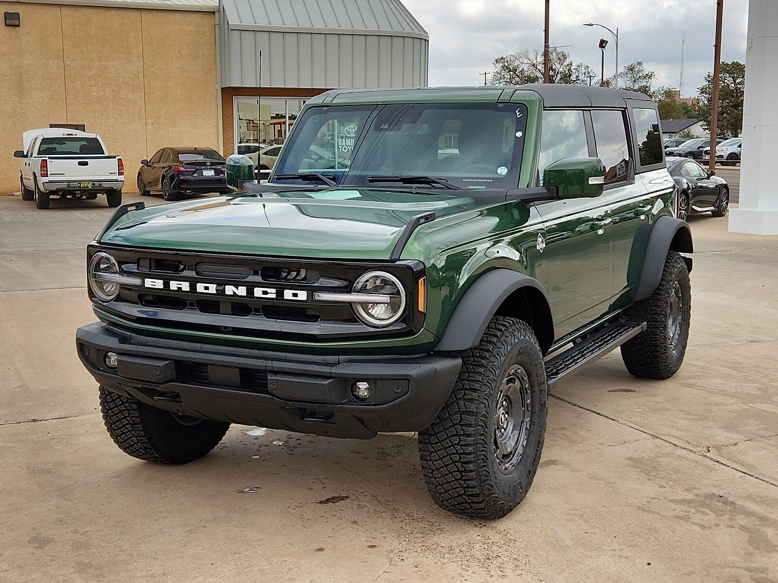 2024 FORD Bronco