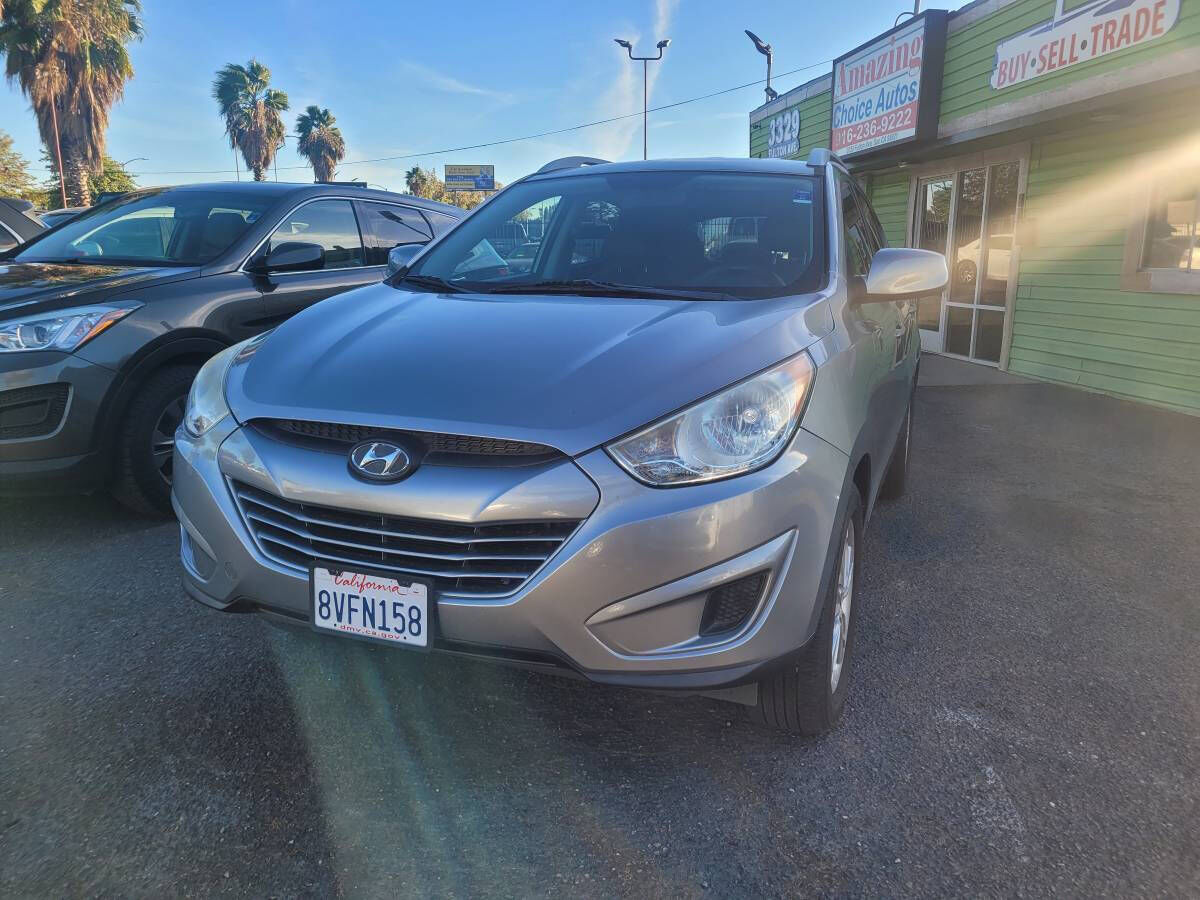 2010 HYUNDAI Tucson