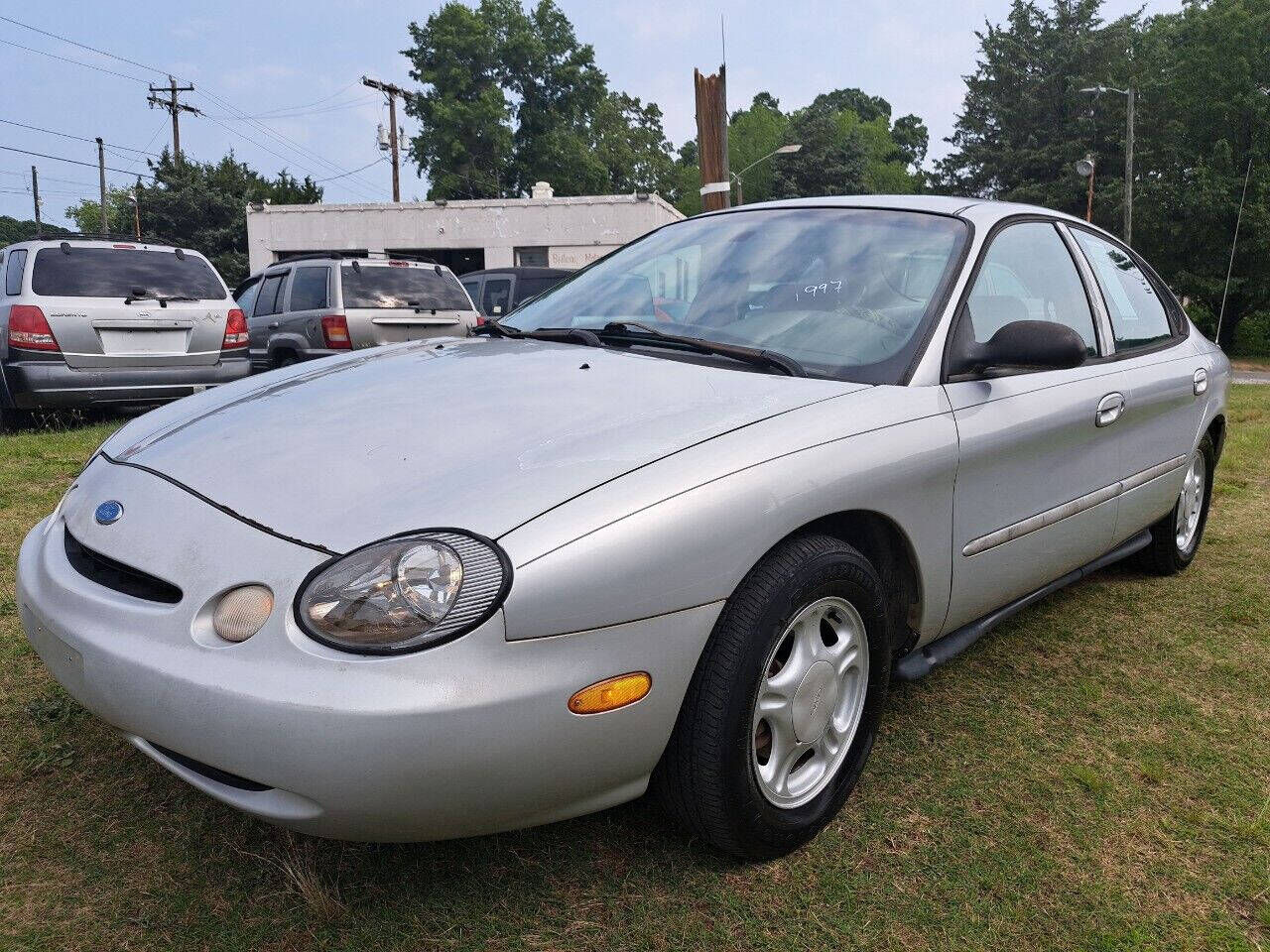 1997 FORD Taurus