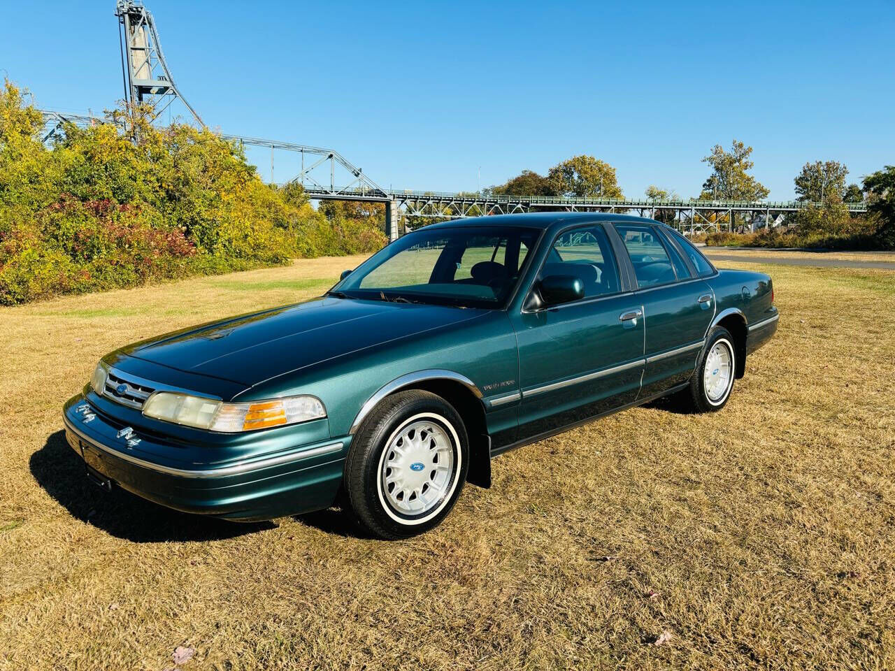 Ford Crown Victoria