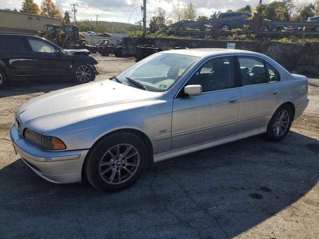 BMW 525iA