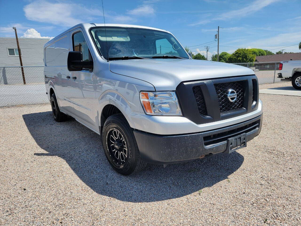 2018 NISSAN NV