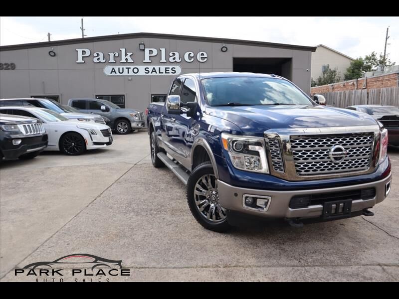 2016 NISSAN Titan