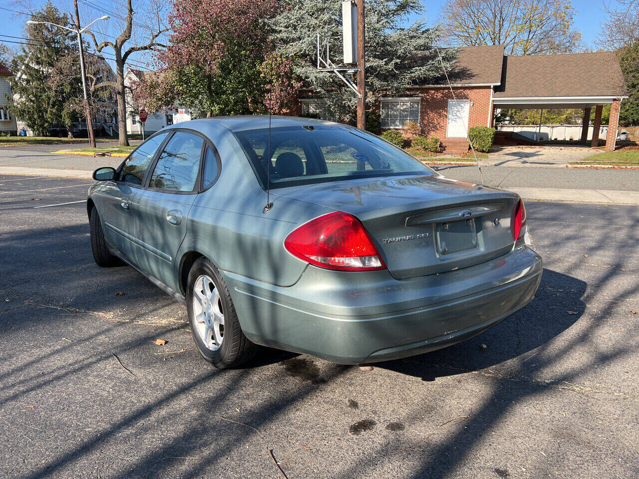 2007 FORD Taurus