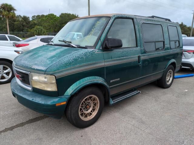 GMC Safari