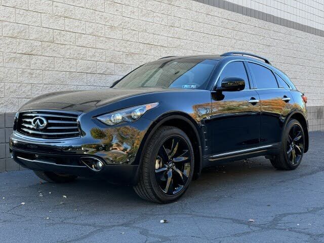 Infiniti QX70