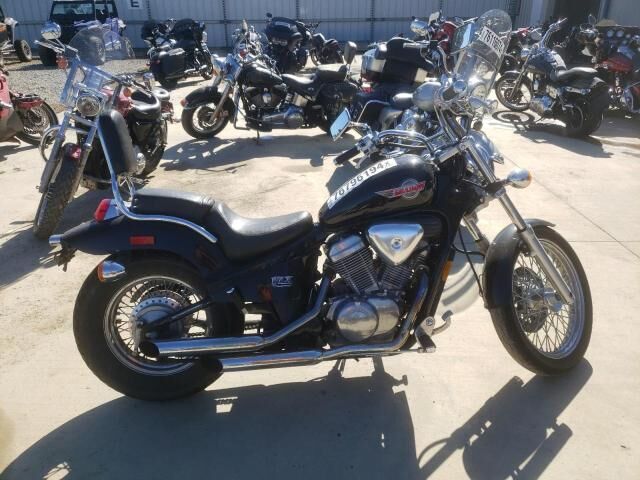 Honda VT600C (SHADOW VLX)